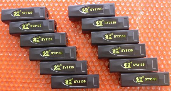Protègeur contre les éclairs et les surtensions de réseau POE RJ45 avec terminal de mise à la terre par clip de mise à la terre