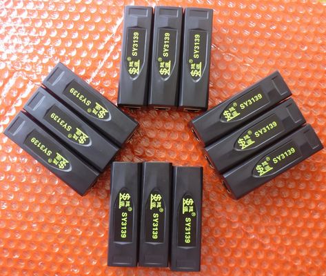 Taux de transmission de données de 1000 Mb/s POE Surge Protection avec 48V et toutes les broches protégées J45